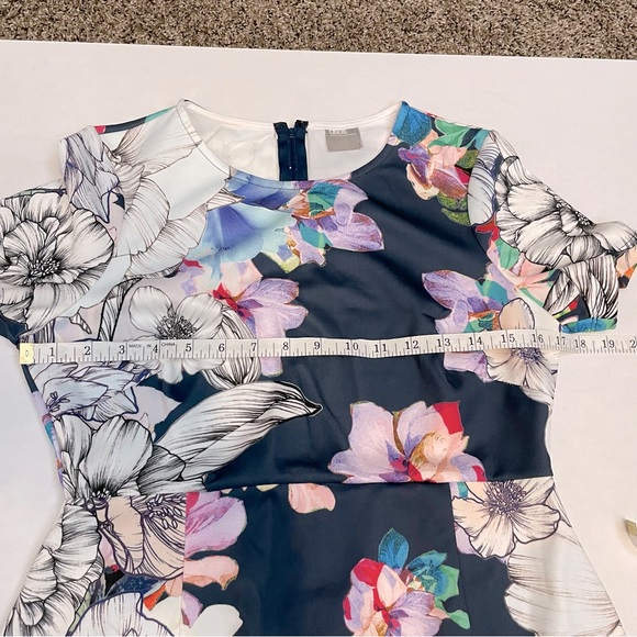ASOS Women’s Blue Floral Short Sleeve Midi Dress Sz 6 - Picture 4 of 10